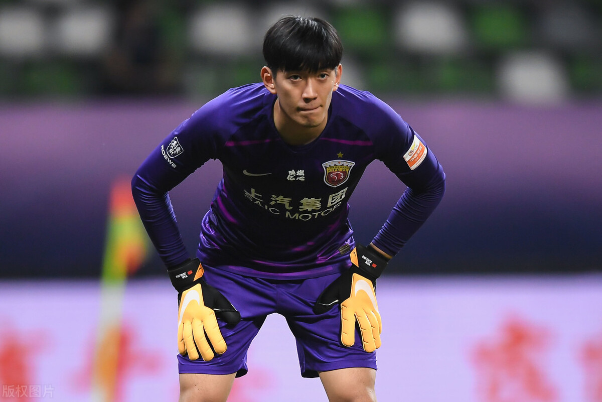 英雄联盟官方直播-包含德甲今夜再迎强敌，广东宏远主帅复盘，主帅态度——赛场秩序良好，临场指挥获称赞的词条